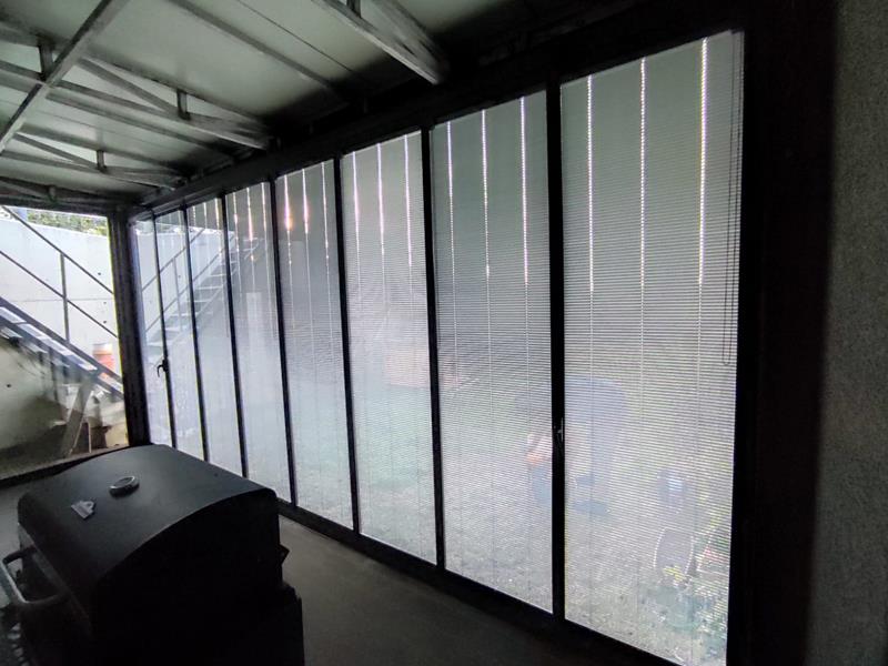 31mm Jaluzili Isıcamlı Cam Balkon Sistemleri 17